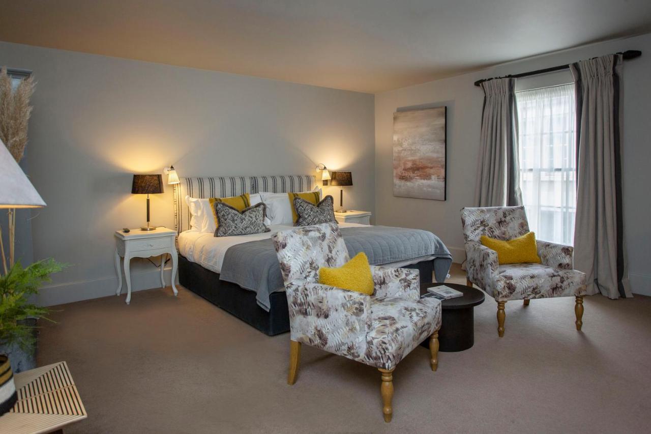 The Grosvenor Arms Hotel ชาฟท์สบรี ภายนอก รูปภาพ