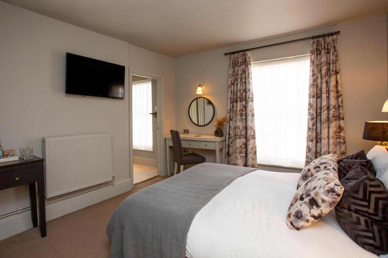 The Grosvenor Arms Hotel ชาฟท์สบรี ภายนอก รูปภาพ