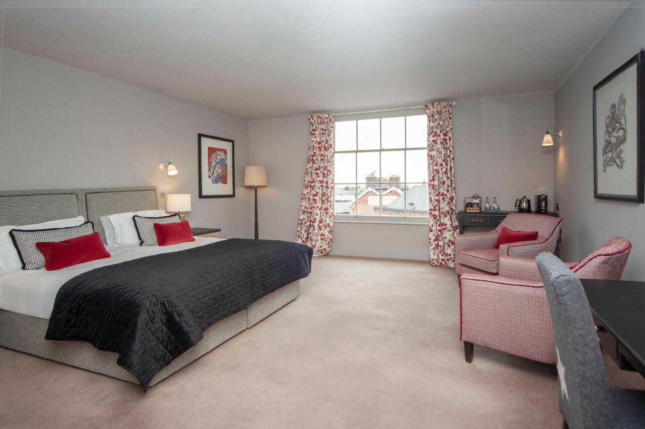 The Grosvenor Arms Hotel ชาฟท์สบรี ภายนอก รูปภาพ