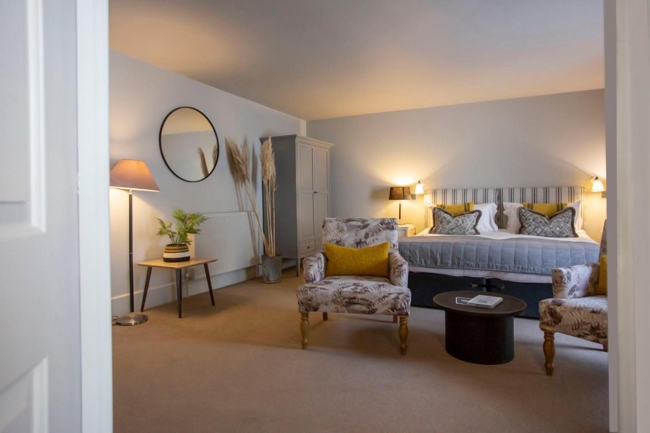 The Grosvenor Arms Hotel ชาฟท์สบรี ภายนอก รูปภาพ