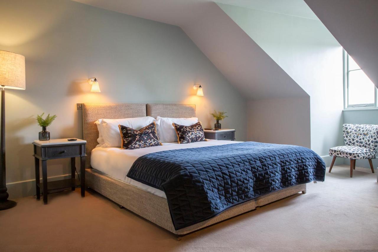 The Grosvenor Arms Hotel ชาฟท์สบรี ภายนอก รูปภาพ