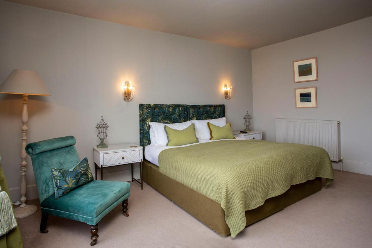 The Grosvenor Arms Hotel ชาฟท์สบรี ภายนอก รูปภาพ