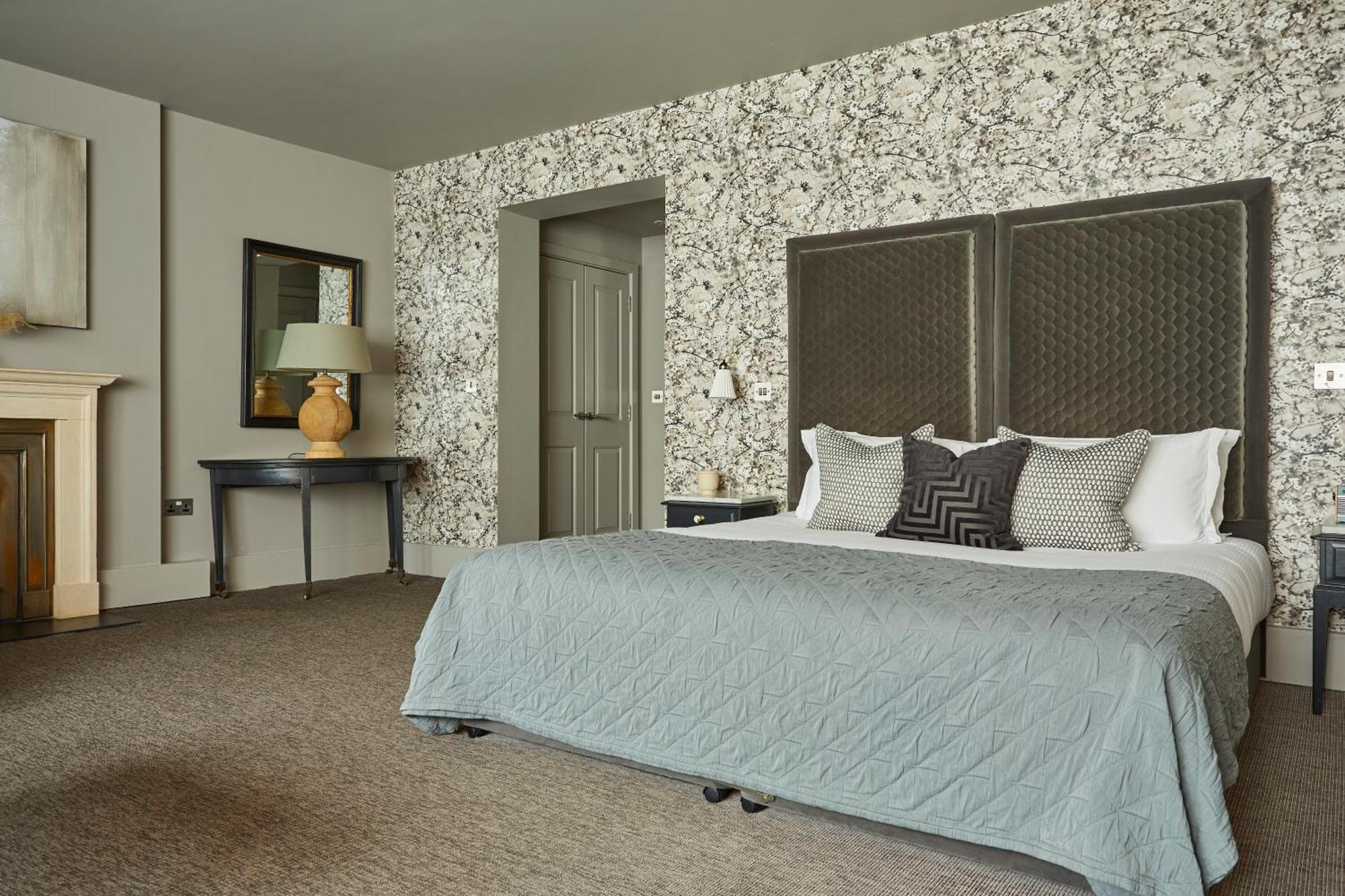 The Grosvenor Arms Hotel ชาฟท์สบรี ภายนอก รูปภาพ