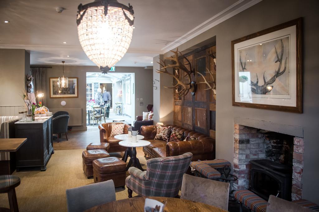 The Grosvenor Arms Hotel ชาฟท์สบรี ภายนอก รูปภาพ